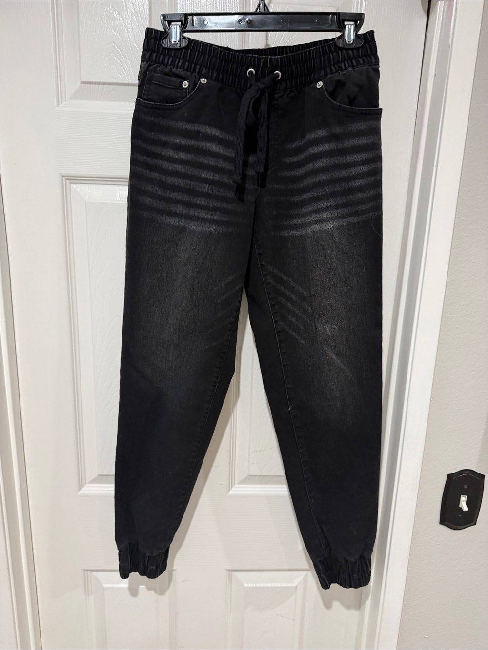 INC International Concepts Black Boyfriend Jogger Jeans